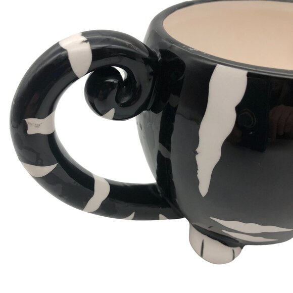 Pier 1 Imports 3D Chubby Cat Mug Hand-Painted Dolomite Footed Tail Handle - Picture 5 of 10